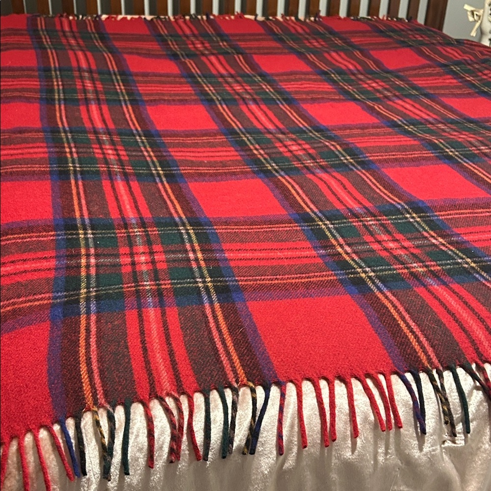 The Tartan Blanket Co. Edinburgh Red Plaid Fringe Classic Collection Blanket